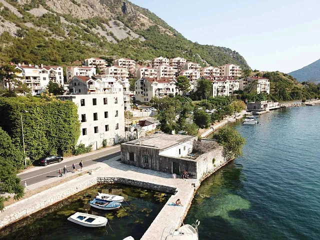 6360-risan-plot-with-houses — photo 6
